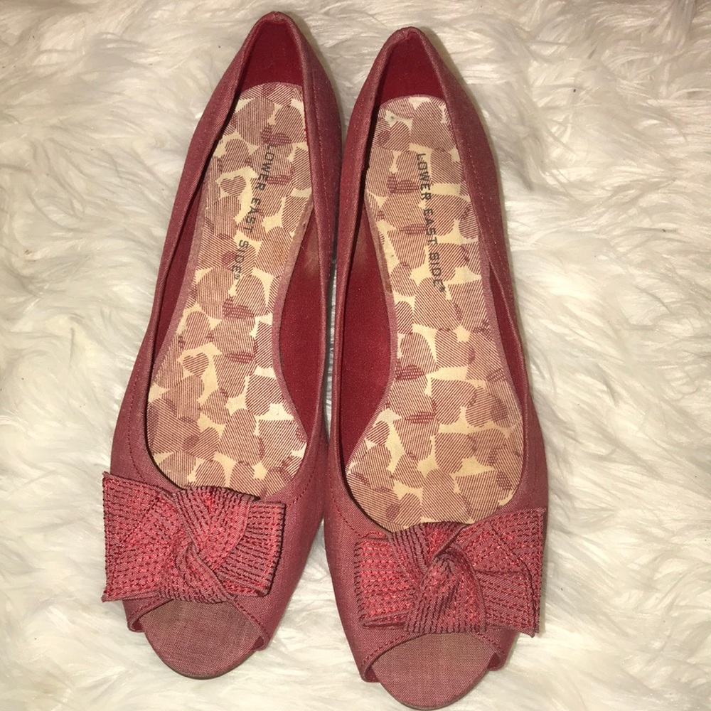 LOWER EASTSIDE RED DENIM PEEPTOE kitten heels